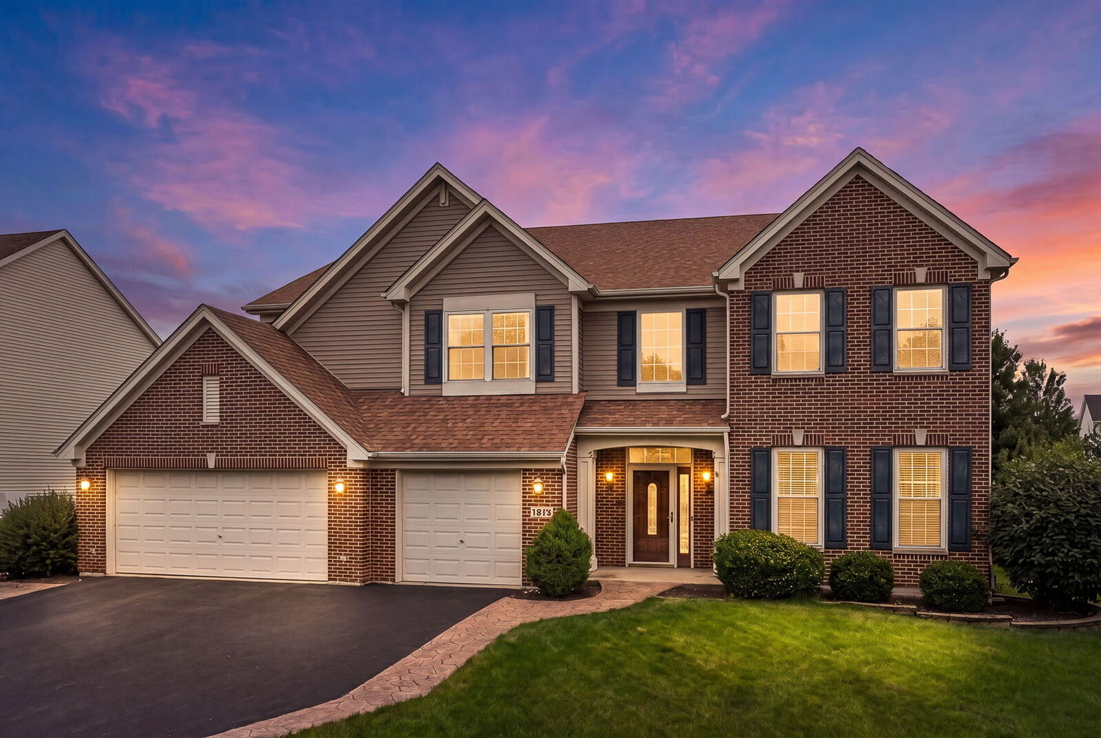 Property Photo: 1813 Trevino Circle IL 60490