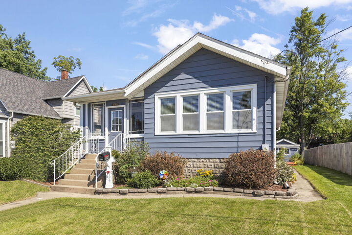 Property Photo: 2054 183rd Street IL 60430