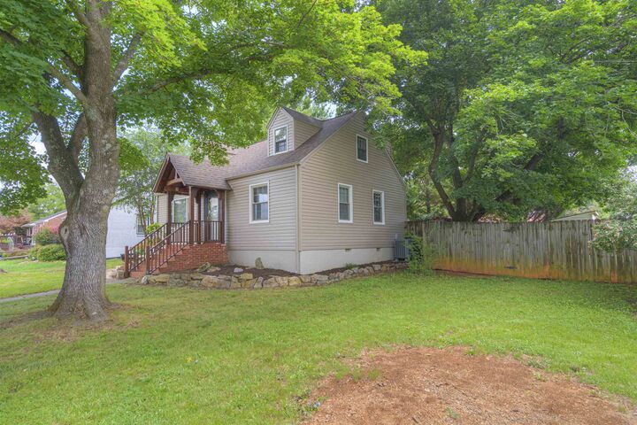 Property Photo:  214 Pershing Avenue  VA 24141 