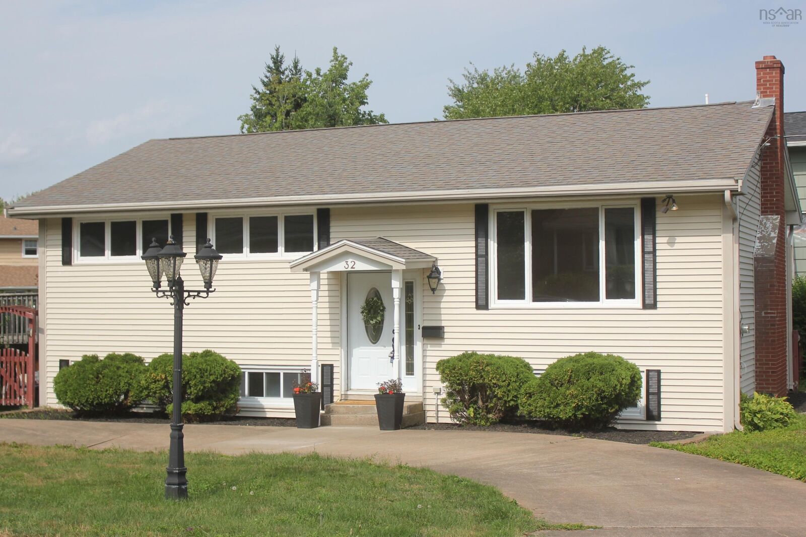 Property Photo: 32 Swan Crescent NS B3M 1T6