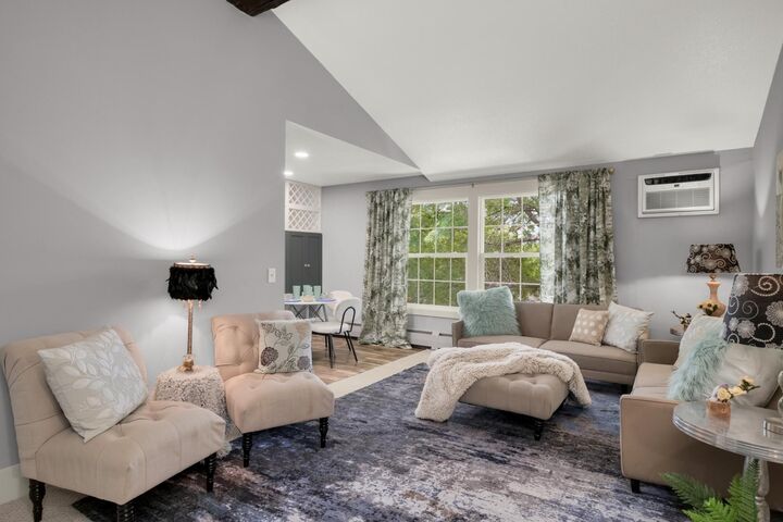 Property Photo: 1004 Westbrooke Way 8 MN 55343