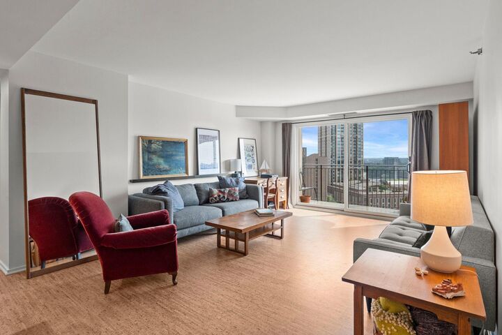 Property Photo:  121 Washington Avenue S 1516  MN 55401 