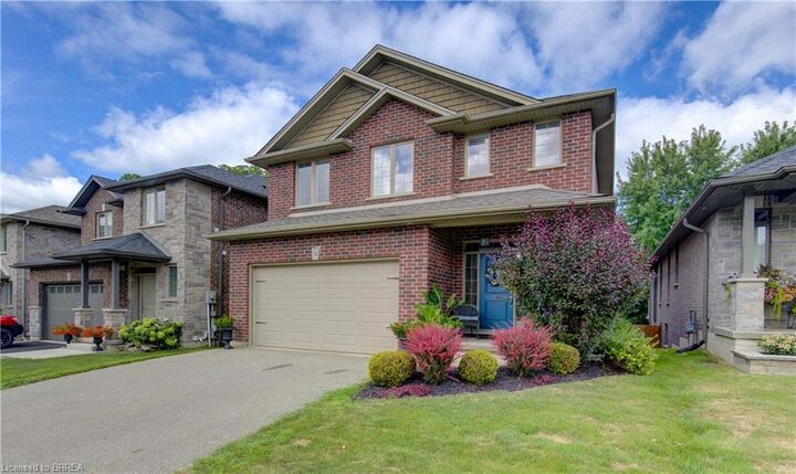 Property Photo: 31 Hampton Street ON N3L 0C8