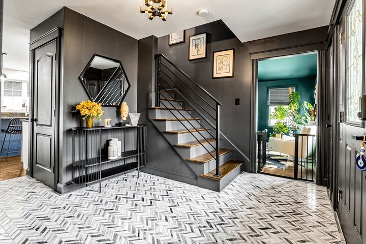 Property Photo:  188 Crosby St Ext  MA 01830 