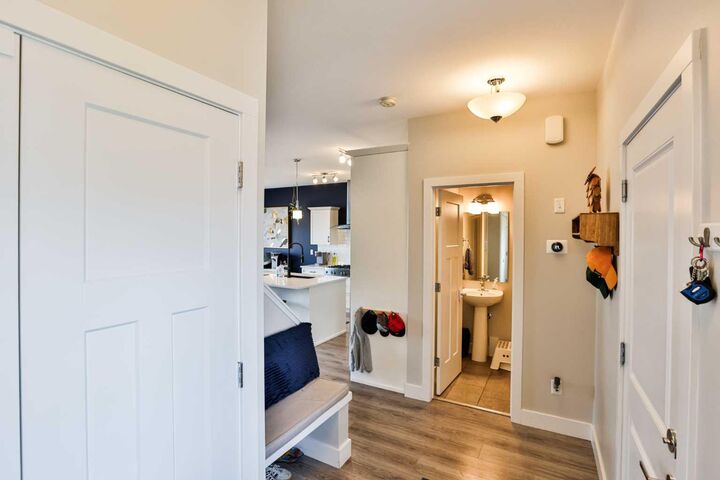 Property Photo:  630 Moonlight Lane W  AB T1J 5M1 
