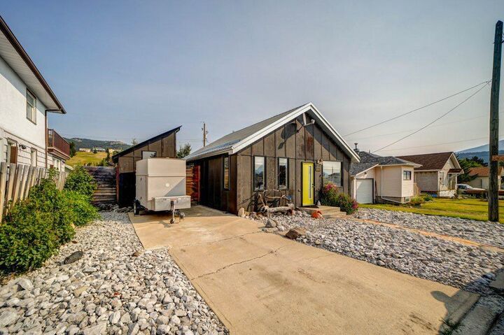 Property Photo: 8137 19 Avenue AB T0K 0M0