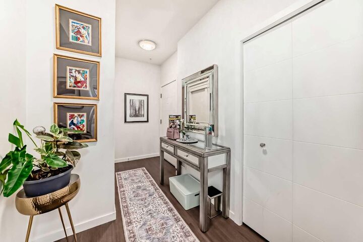 Property Photo: 122 Mahogany Centre SE 202 AB T3M 2Y1