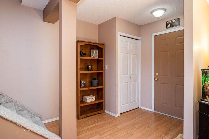 Property Photo:  24 Ellenwood Drive  AB T4R 2E3 