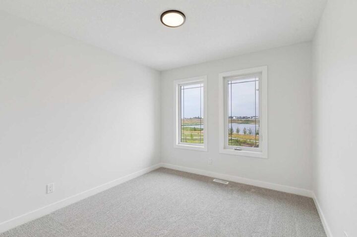 Property Photo: 43 Hotchkiss Avenue SE AB T3S 0T5