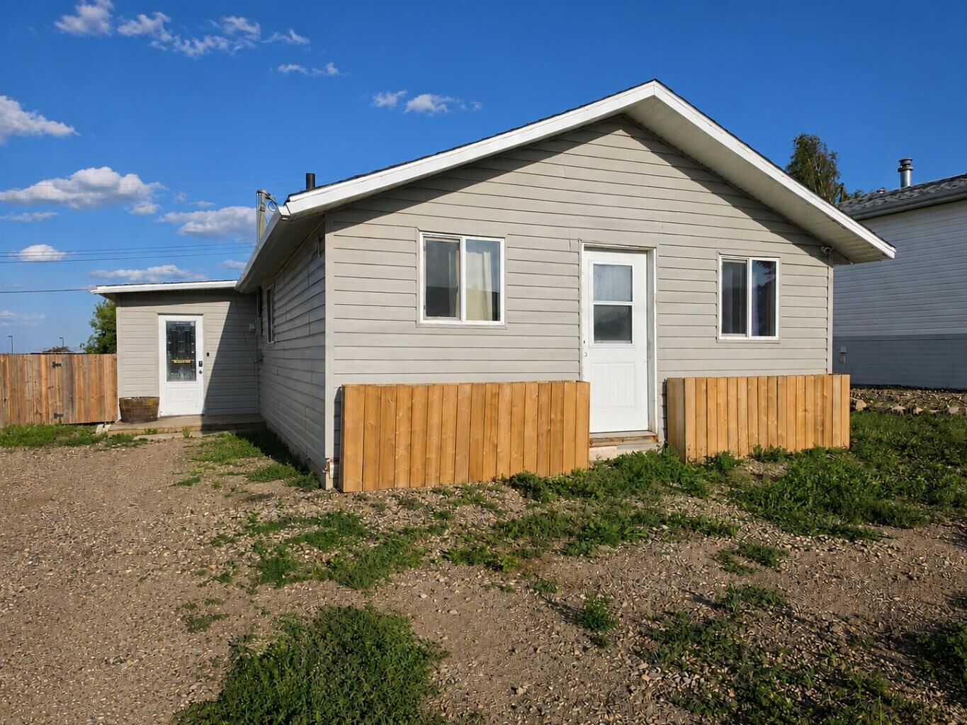 Property Photo: 4503 47 Street AB T0H 3G0