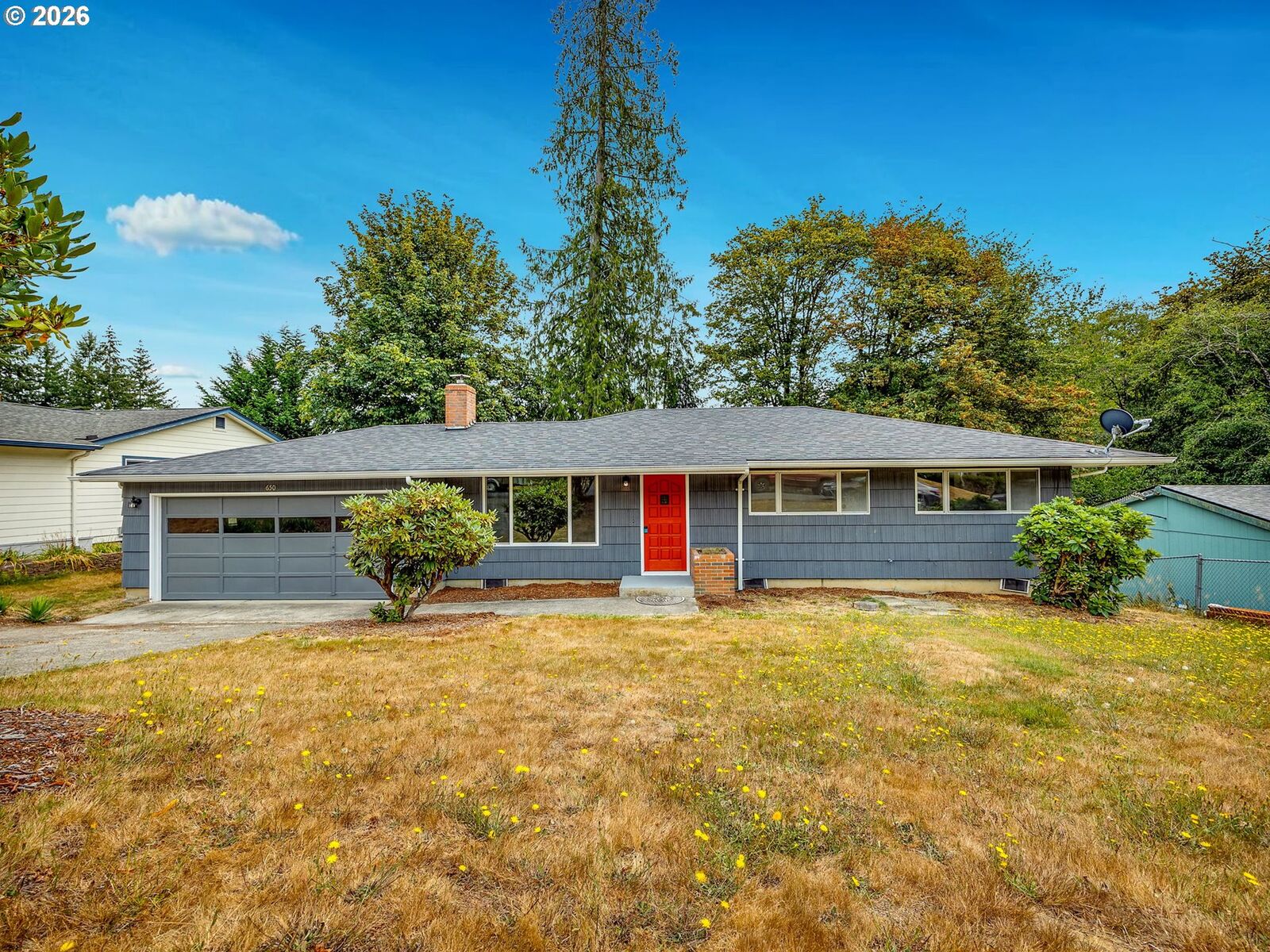 Property Photo:  650 SW Chestnut St  OR 97016 