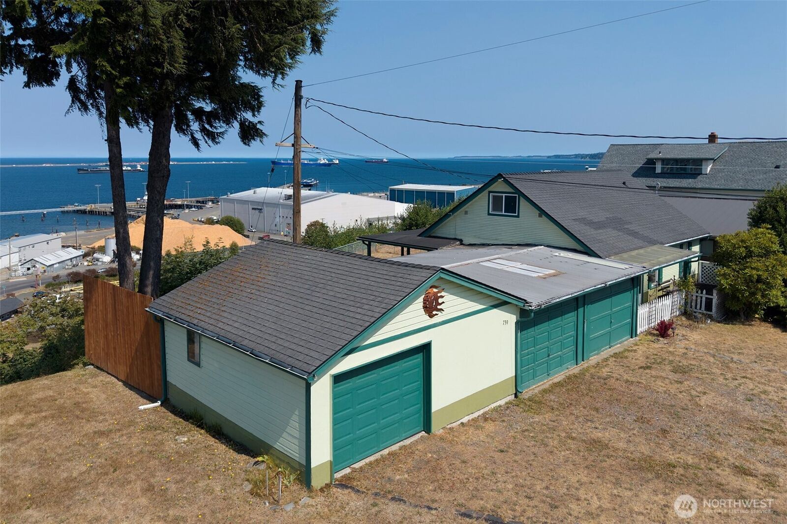 Property Photo: 739 W Fourth Street WA 98363