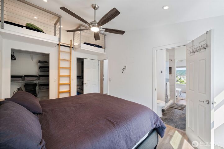 Property Photo: 816 20th Street 203 WA 98225