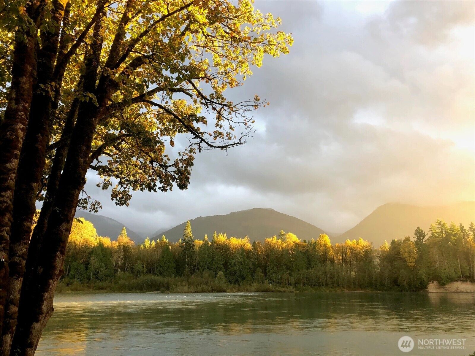 Property Photo: 41564 Cape Horn Drive WA 98237