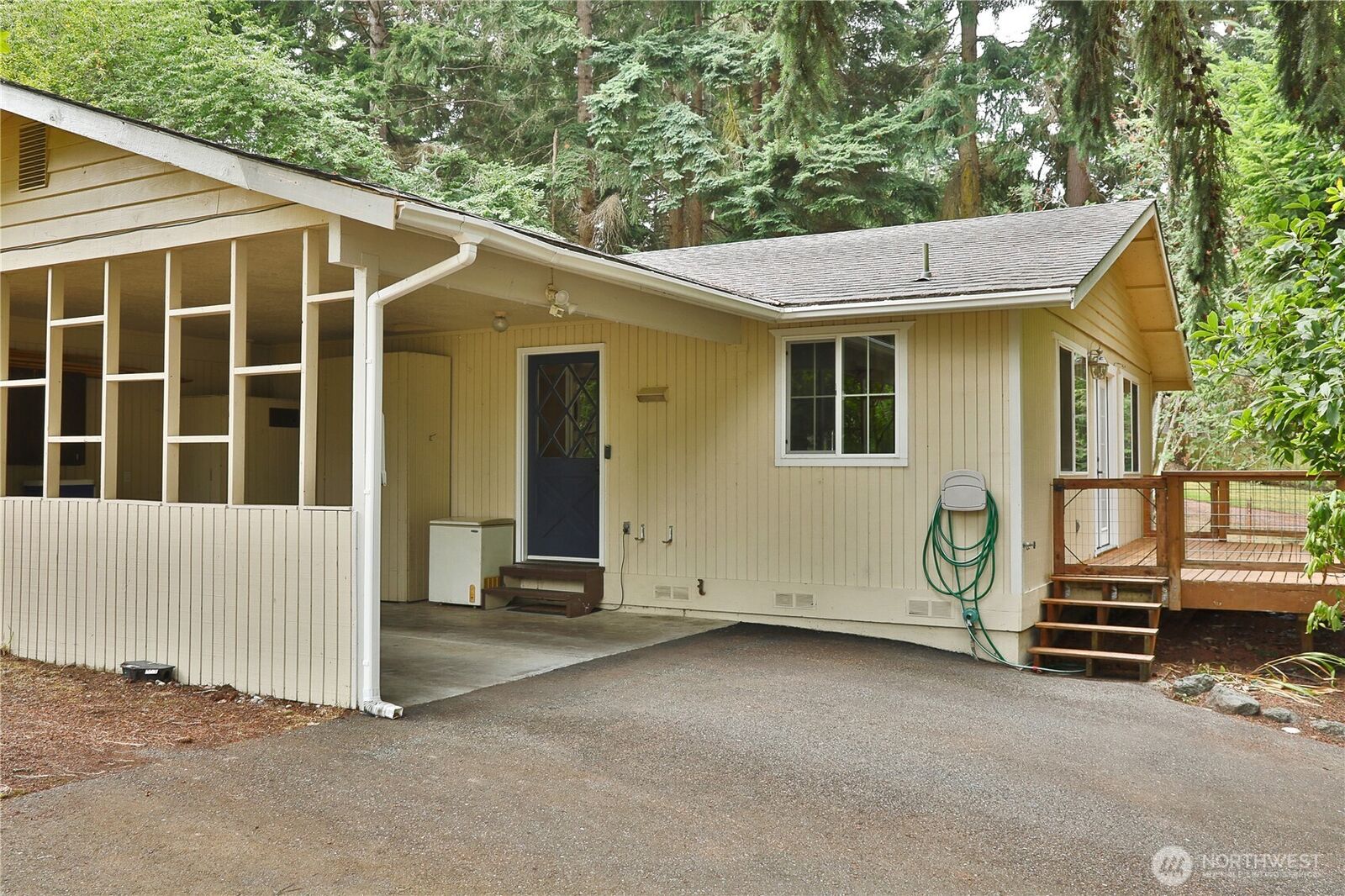 Property Photo: 6255 Bayview Road WA 98236