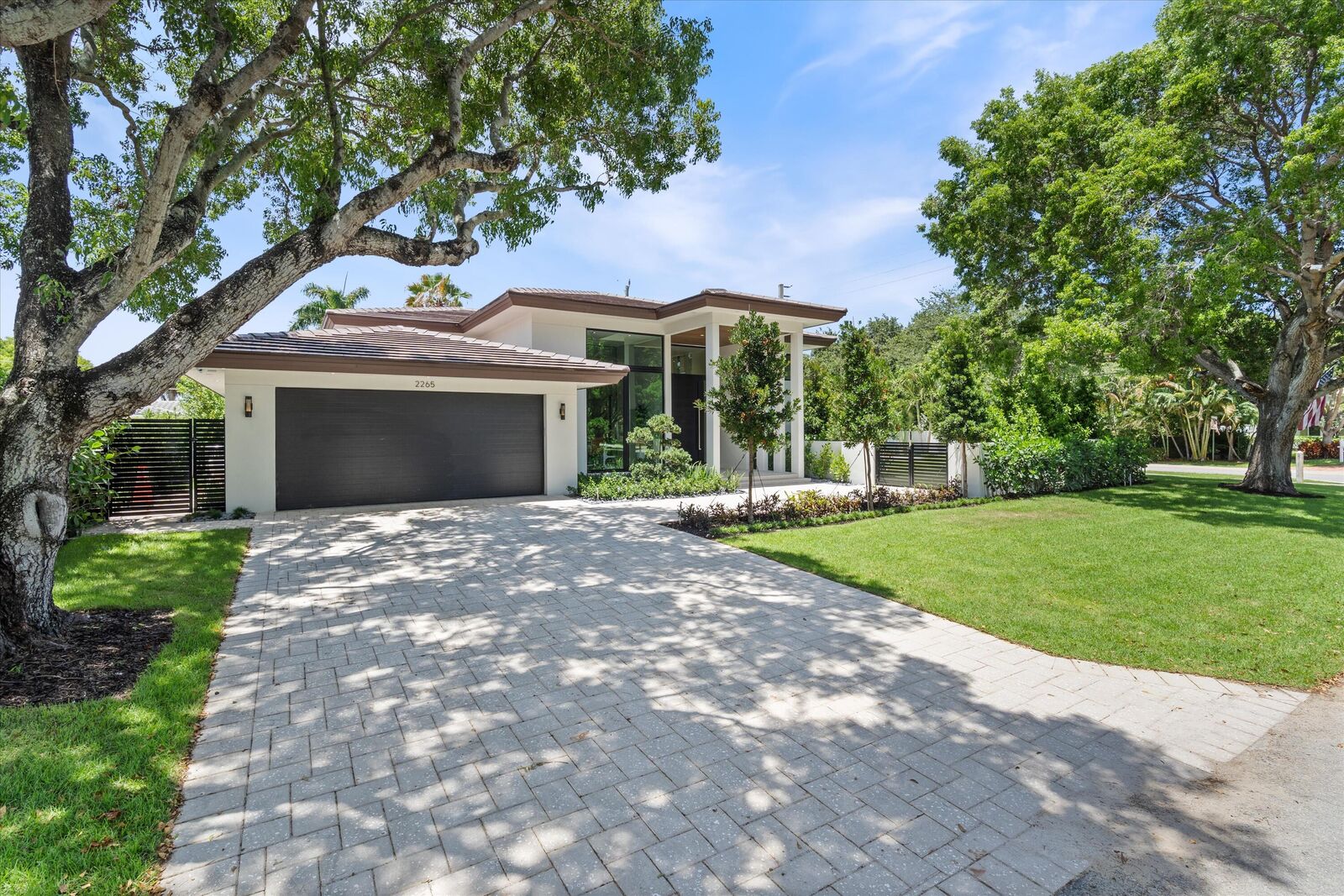 Property Photo: 2265 NE 30th Court FL 33064