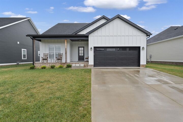 Property Photo: 2426 Topeka Road KY 42103