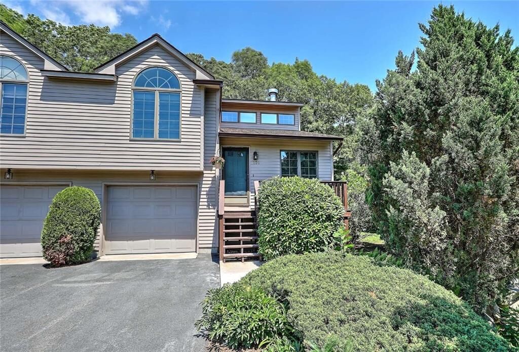 Property Photo: 101 Cardinal Drive RI 02852