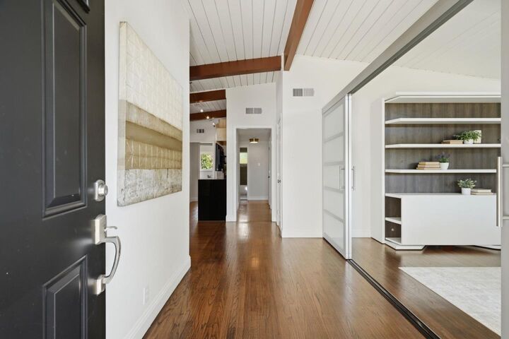 Property Photo:  321 Anna Avenue  CA 94043 