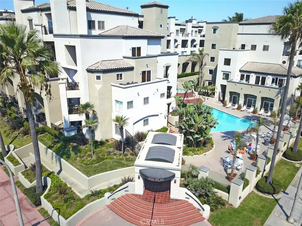 Property Photo:  200 Pacific Coast Highway 329  CA 92648 