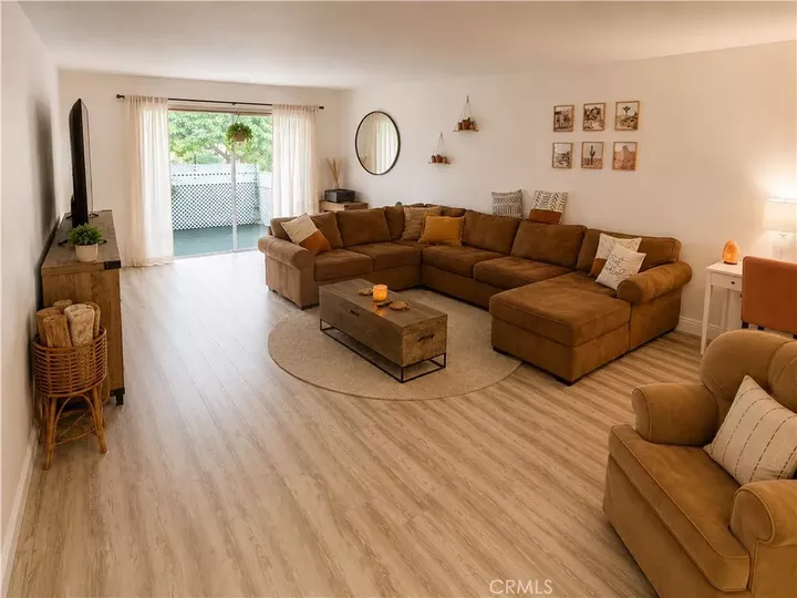Property Photo:  3700 Dean 2106  CA 93003 