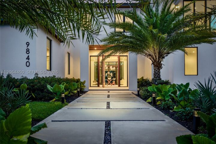 Property Photo: 9840 SW 73rd Ct FL 33156