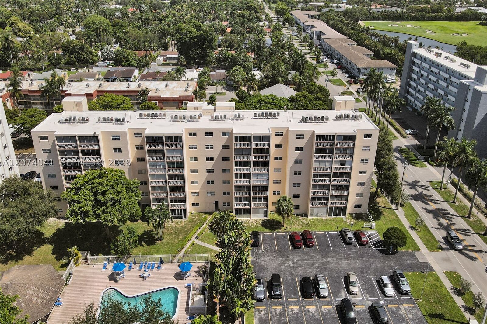 Property Photo: 1001 NE 14th Ave 402 FL 33009