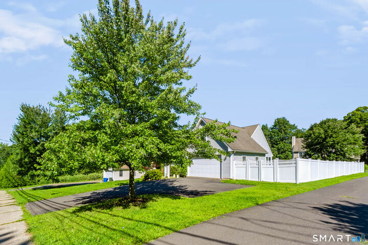 Property Photo: 640 New Britain Avenue CT 06111
