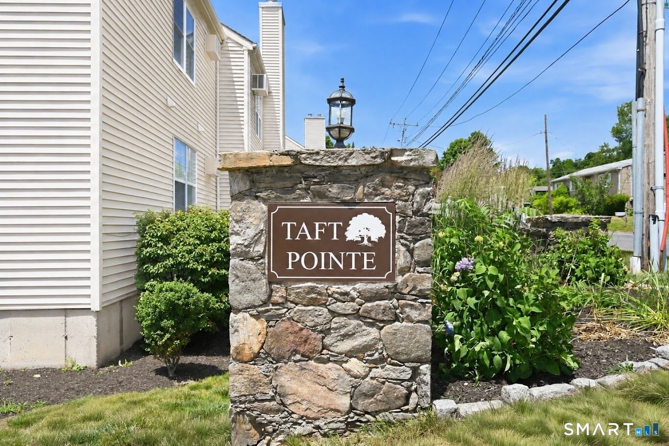 Property Photo:  10 Taft Point 8  CT 06708 