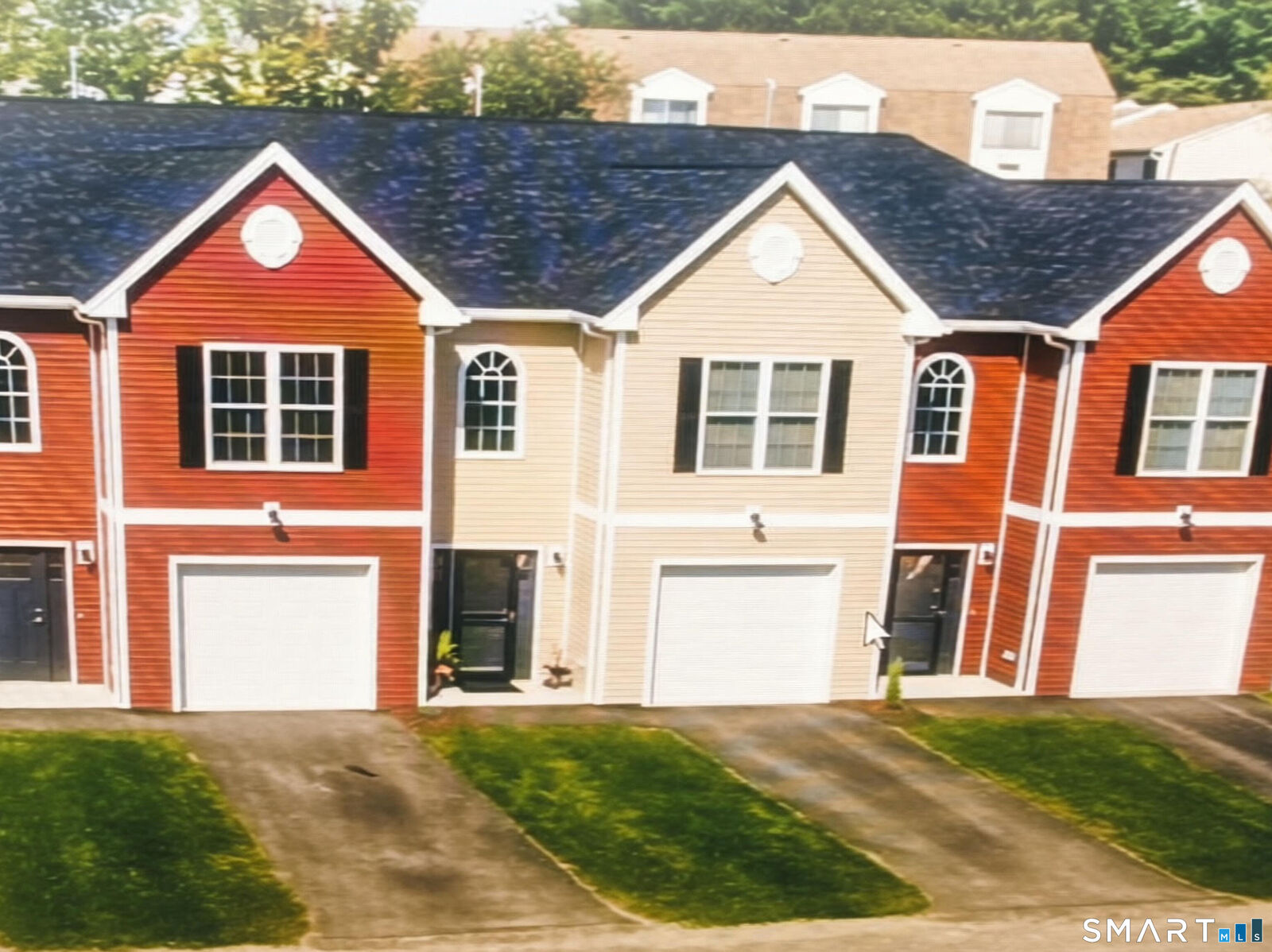 Property Photo: 19 Gillette Way 19 CT 06010