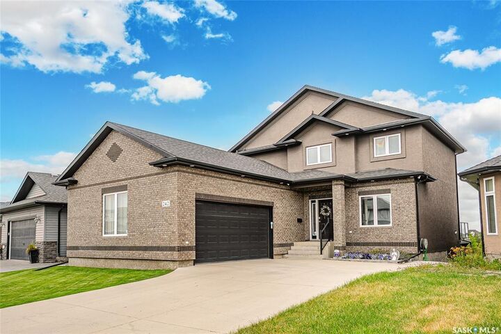 Property Photo: 242 Denham Crescent SK S7R 1E9
