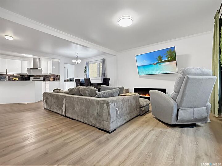Property Photo: 1151 Chaplin Street E SK S9H 1J9