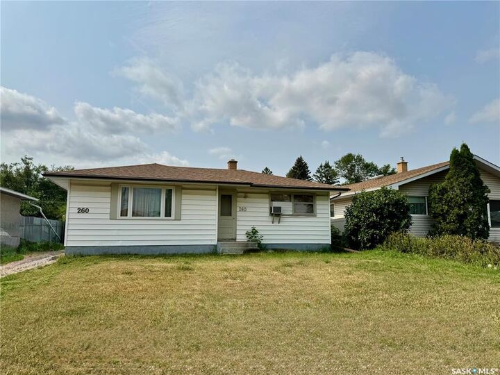 260 Angus Street — photo 1