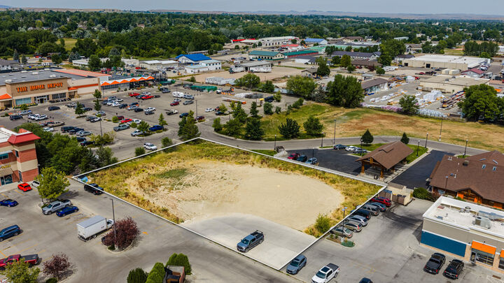 Property Photo: 2112 Coffeen Avenue Lot 3A WY 82801