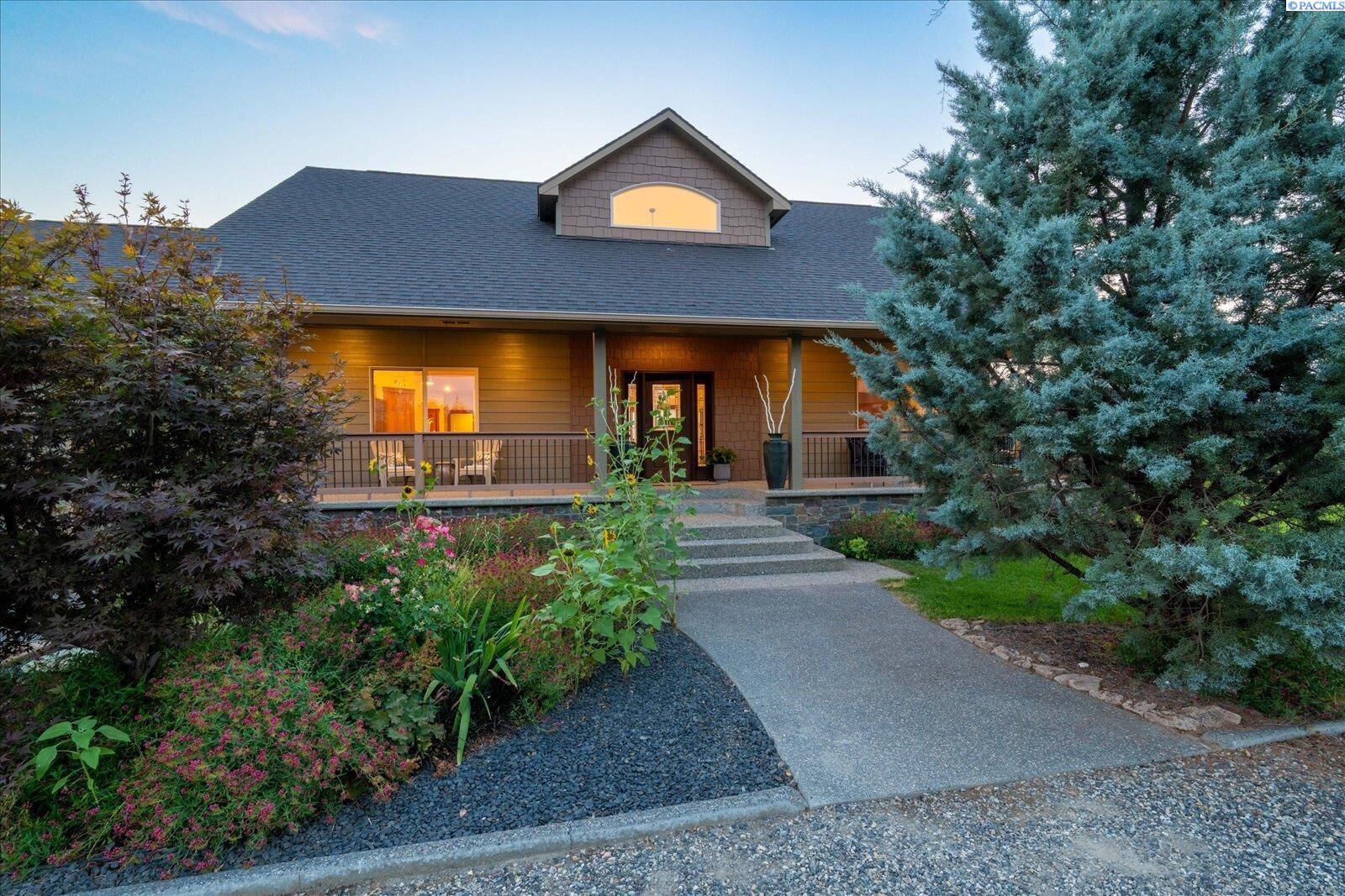 Property Photo:  9334 N Canyon View Pr NE  WA 99320 