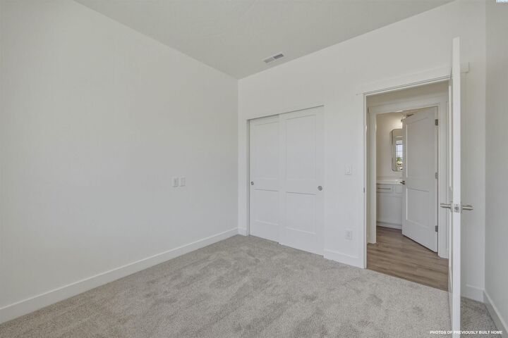 Property Photo: 4625 Grove Court WA 99353