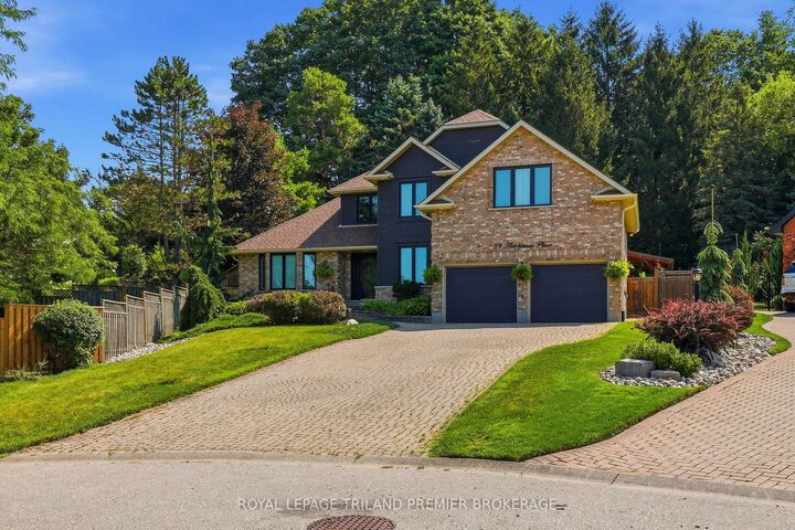 39 Hutchinson Place — photo 1