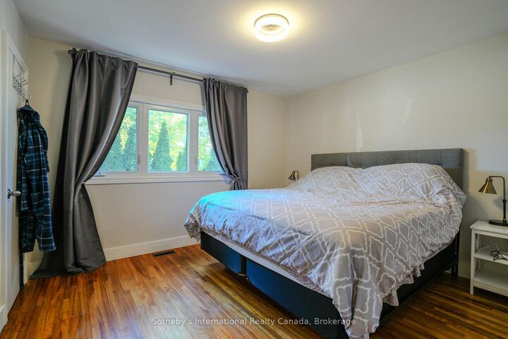 Property Photo:  345 Napier Street  ON L9Y 3T6 