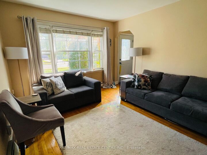 Property Photo: 34 Singleton Road Main Floor ON M1R 1H9
