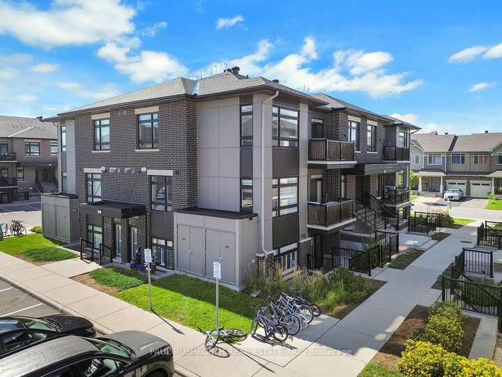 310 Tulum Crescent J — photo 1