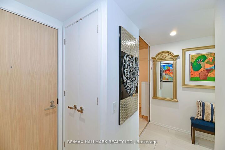 Property Photo:  5 Soudan Avenue 606  ON M5S 0B1 