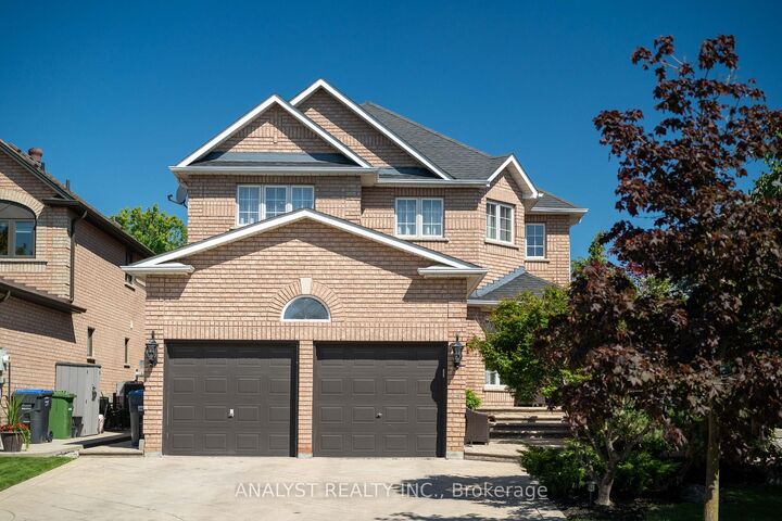 Property Photo: 216 Waterbury Street ON L7E 2H9