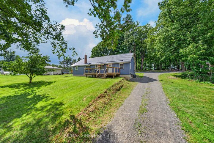 Property Photo:  6213 Perth Road  ON K0H 2L0 