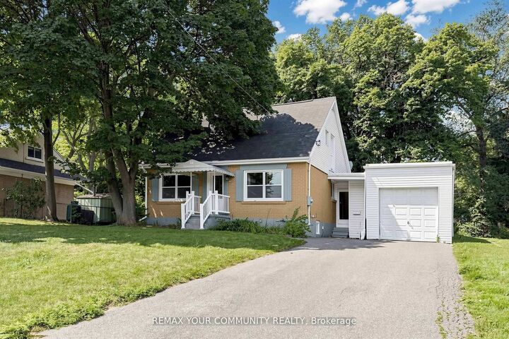 Property Photo: 22 Havenridge Drive ON M9P 3M4