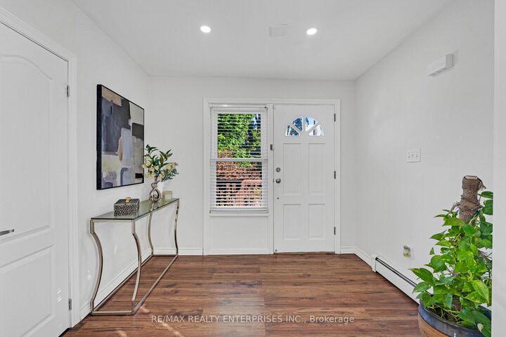 Property Photo: 161 Angelene Street ON L5G 1X1