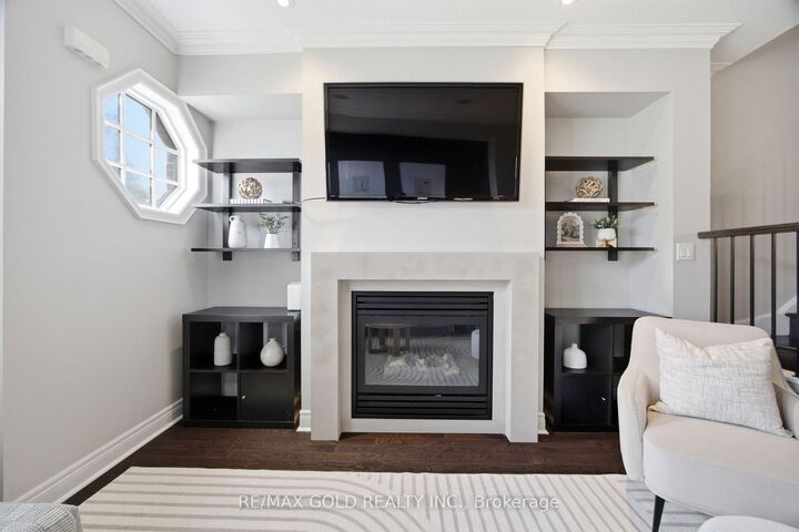 Property Photo: 71 Cormier Heights ON M8Z 0B6