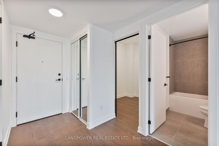 Property Photo:  89 Montclair Avenue 1019  ON M5P 1P5 