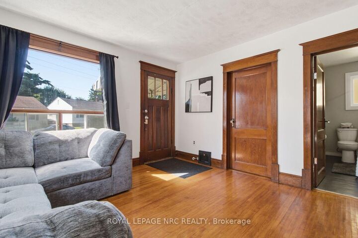 Property Photo:  79 Carlton Street  ON L2R 1R1 