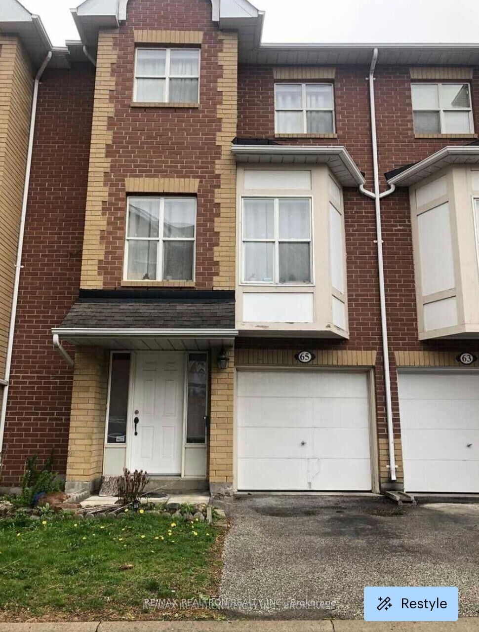 Property Photo:  65 Maple Park Way 23  ON L6G 1C5 