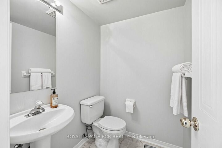 Property Photo: 65 Brickyard Way 66 ON L6V 4M2